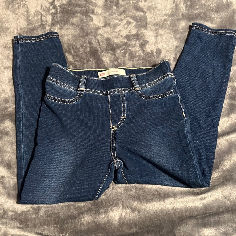Levi’s girls leggings. Small 6/7